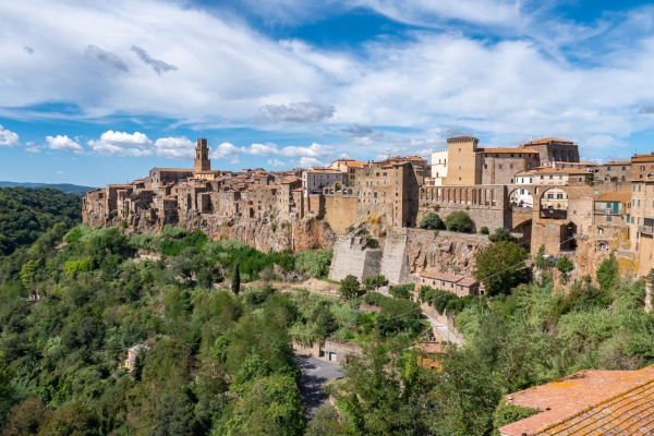 Pitigliano